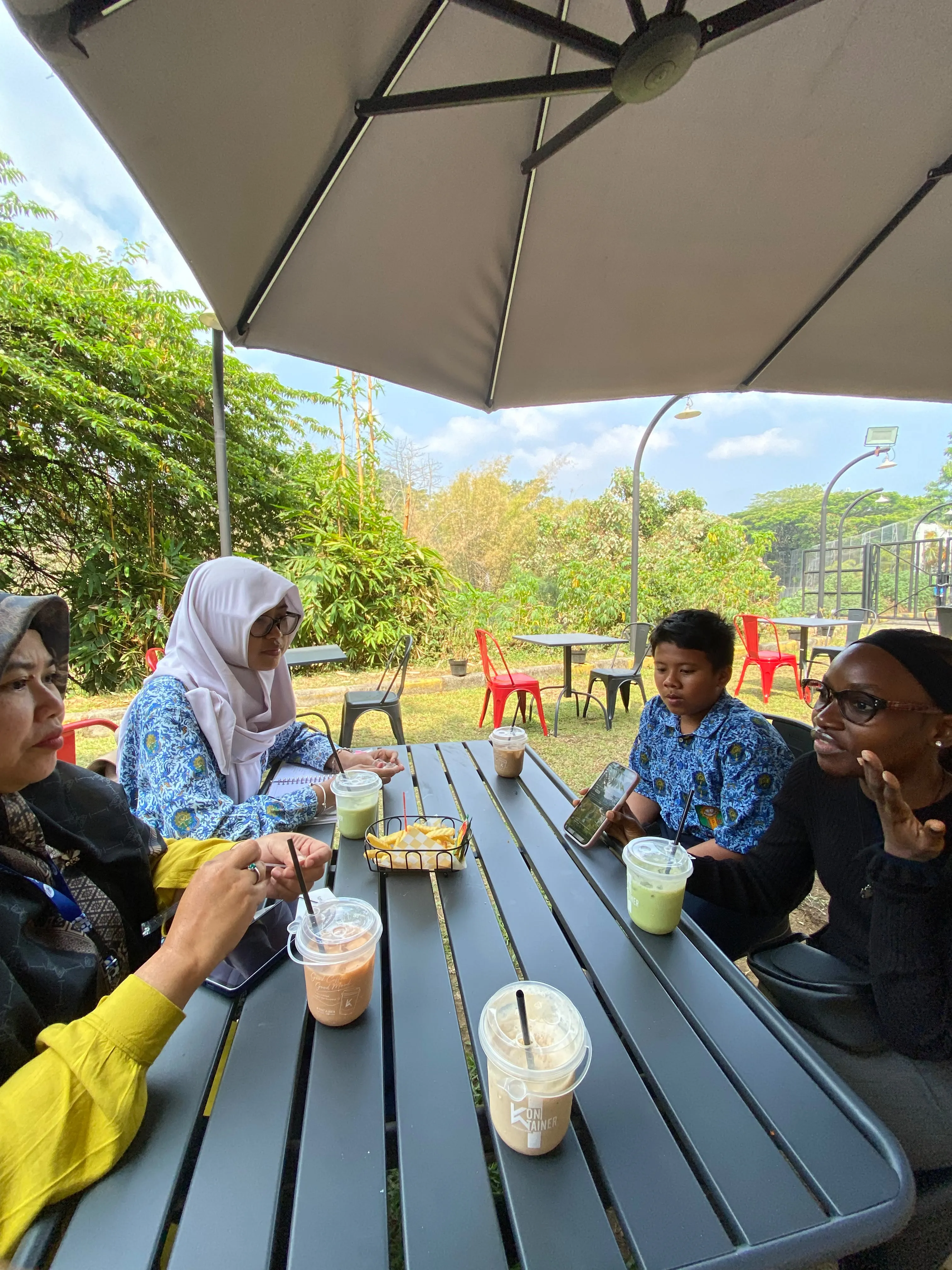 Bakti Sosial & Pembagian Sembako Ramadhan Berbagi