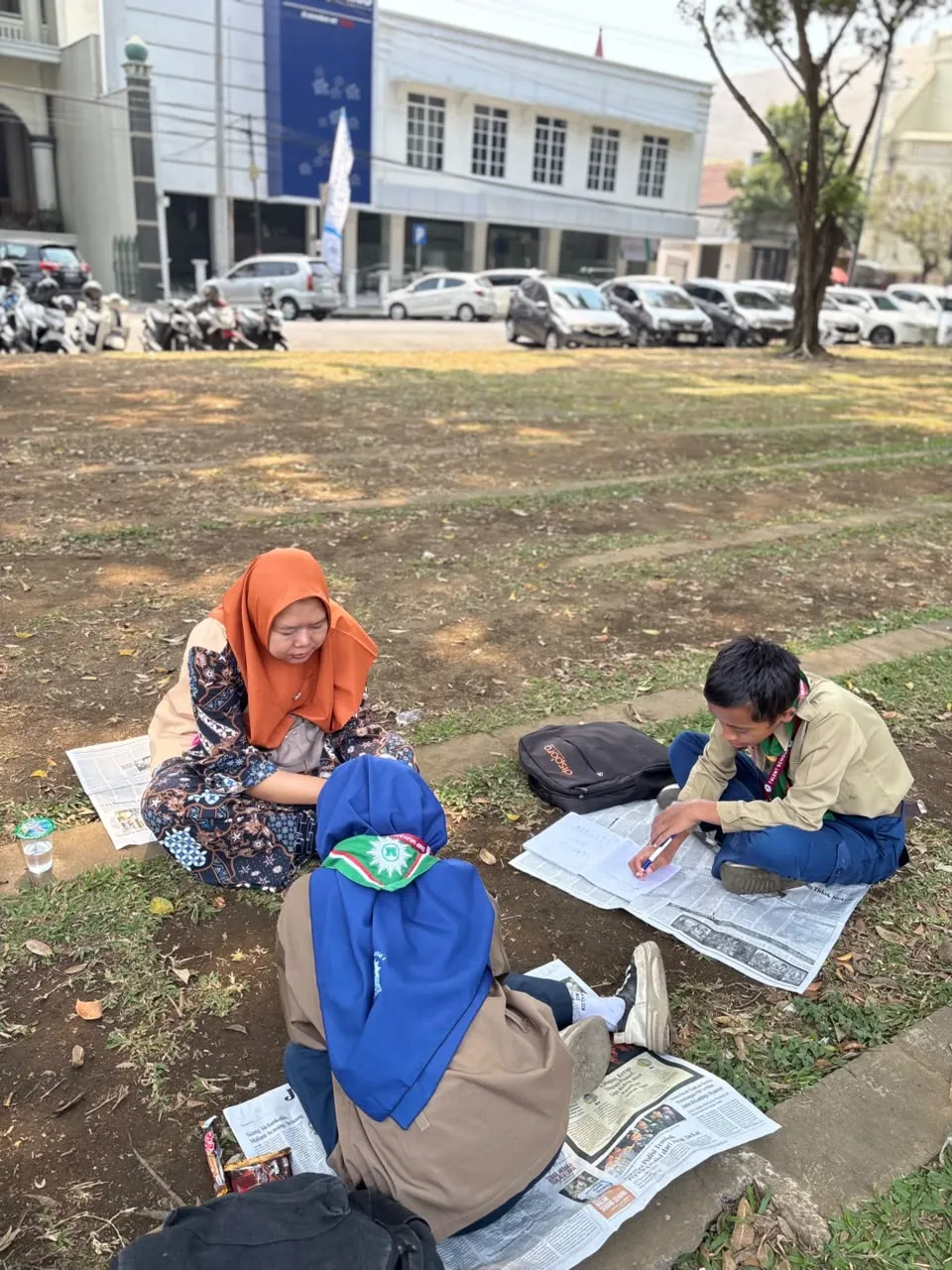 Latihan Tim Bola Voli Putra & Putri Four Talent